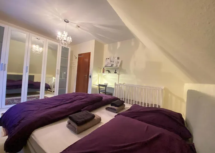 Gartenblick-oase: Obergeschosswohnung In Apartamento